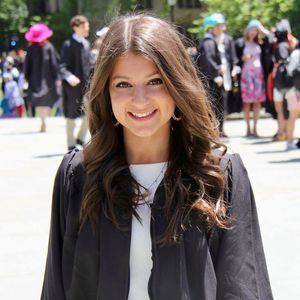 Meet your Posher, Hannah